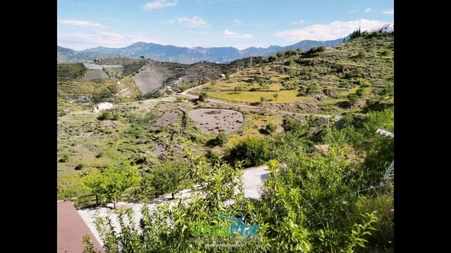 2 chambre Finca/Maison de Campagne à vendre à Almuñécar avec piscine - 180 000 € (Ref: 8433303)