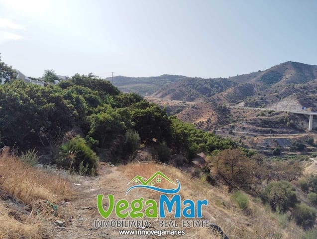 Grunde uden byggetilladelser til salg i La Herradura, Almuñécar - € 62.000 (Ref: 8530841)