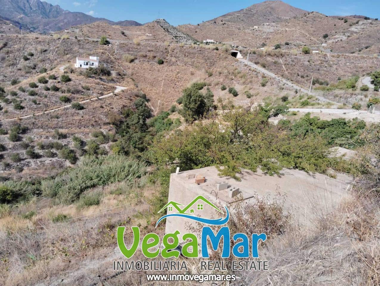 Mark till salu i La Herradura - 62 000 € (Ref: 8530841)