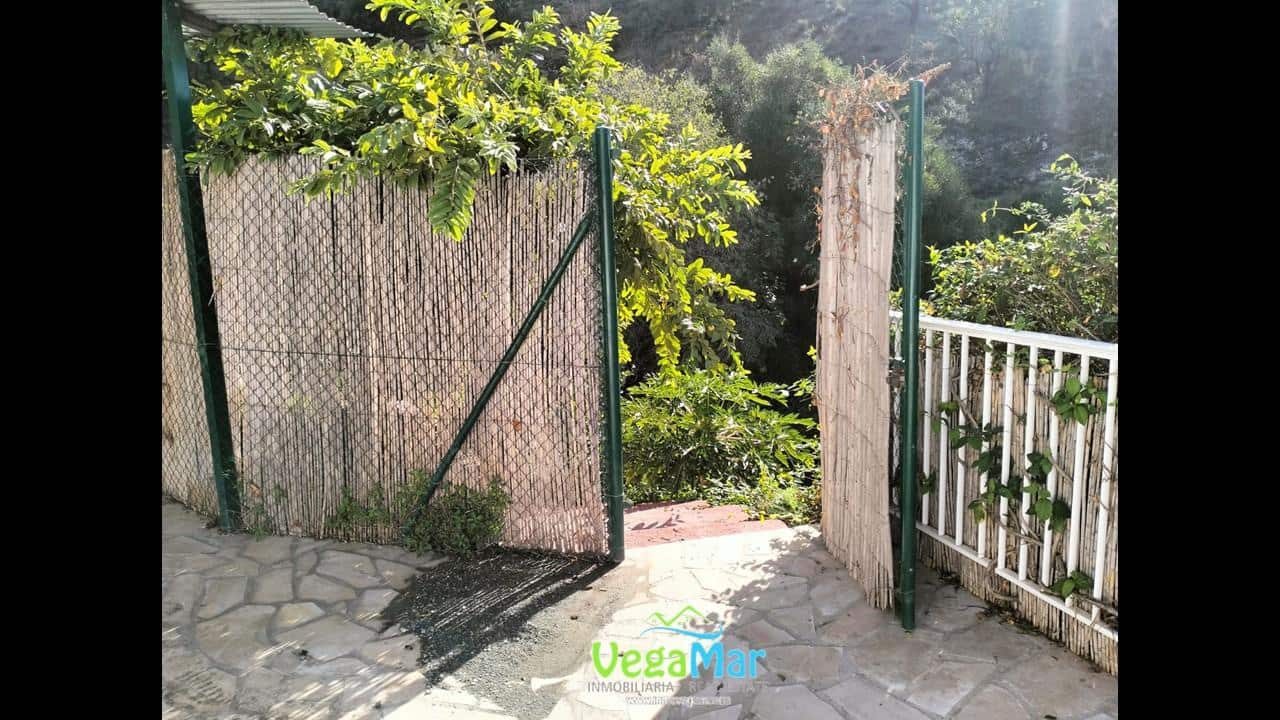 3 bedroom Finca/Country House for sale in La Herradura - € 263,000 (Ref: 8583792)