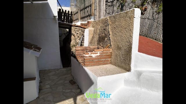 3 slaapkamer Finca/Landhuis te koop in La Herradura, Almuñécar - € 263.000 (Ref: 8583792)