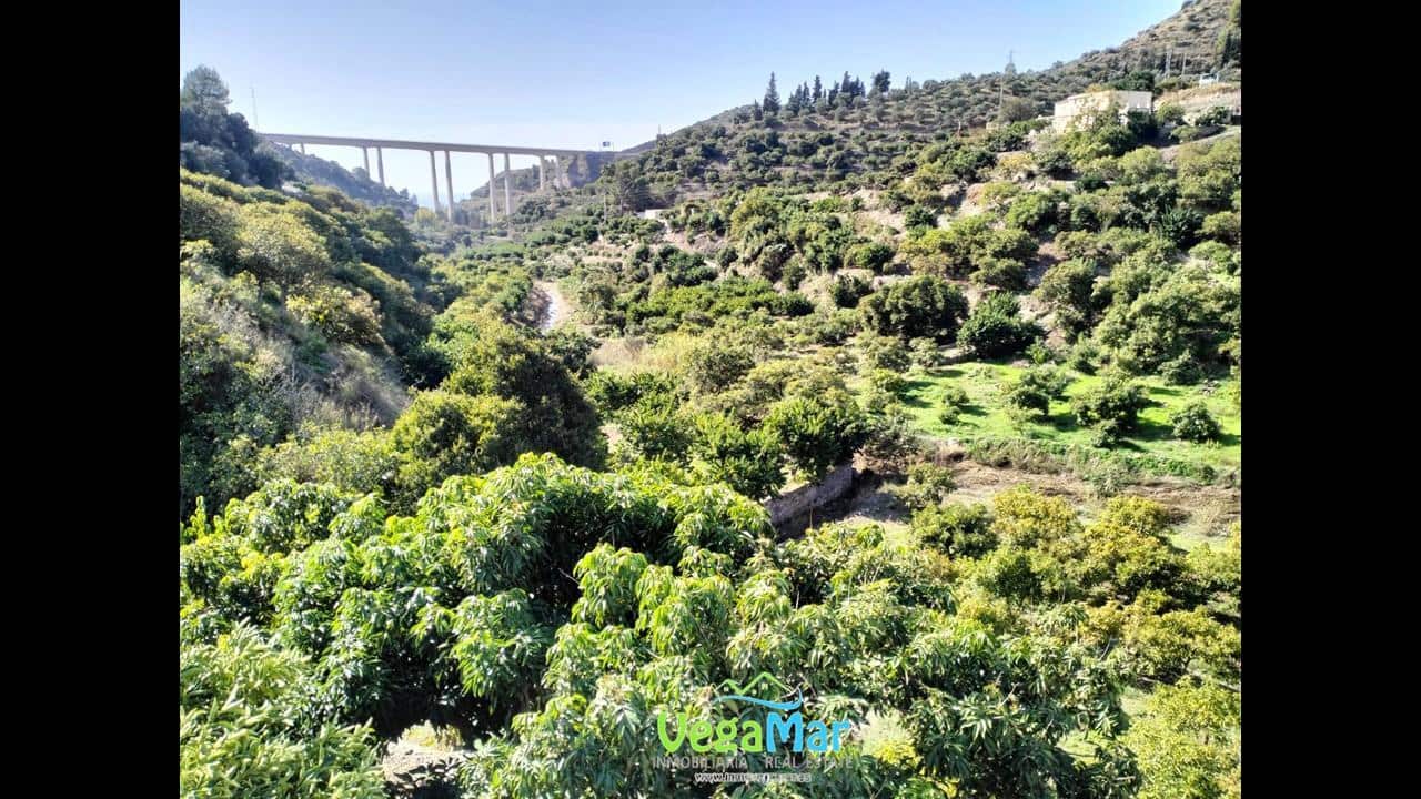 3 bedroom Finca/Country House for sale in La Herradura - € 263,000 (Ref: 8583792)