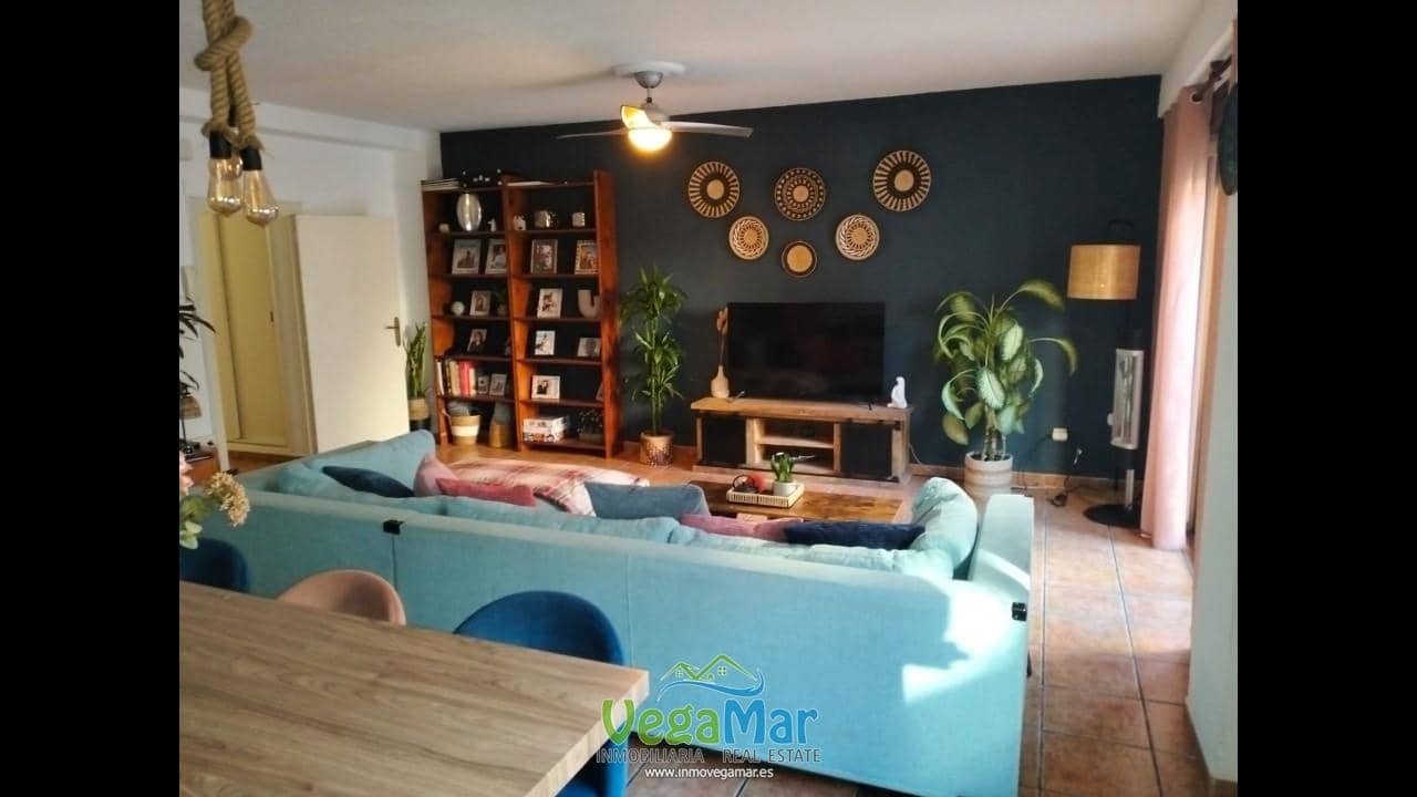 4 Zimmer Wohnung zu vermieten in Almunecar - 850 € (Ref: 8744373)