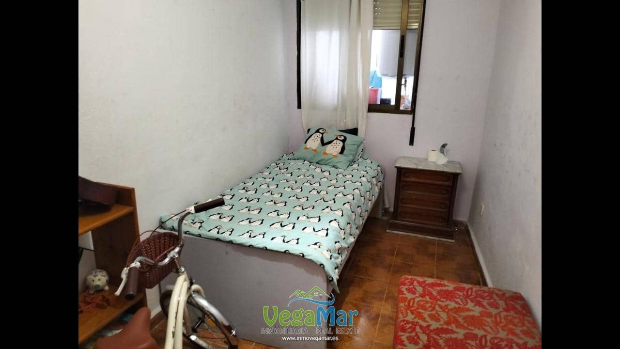 4 Zimmer Wohnung zu vermieten in Almunecar - 850 € (Ref: 8744373)