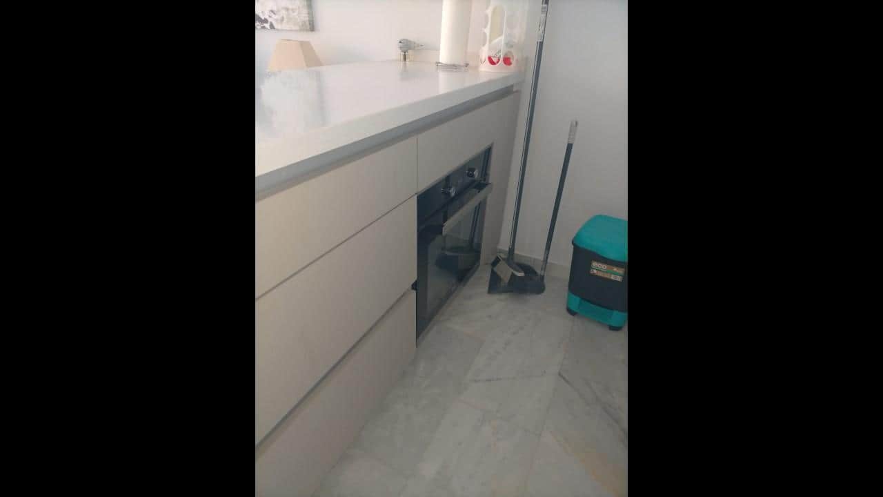 1 soveværelse Lejlighed til leje i Almunecar med garage - € 720 (Ref: 8776652)