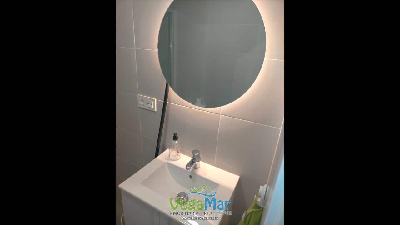 1 soveværelse Lejlighed til leje i Almunecar med garage - € 720 (Ref: 8776652)