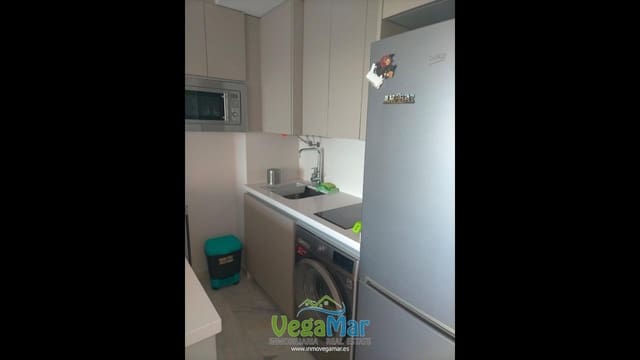 1 makuuhuone Asunto vuokrattavana paikassa Almuñécar mukana 
autotalli - 720 € (Ref: 8776652)