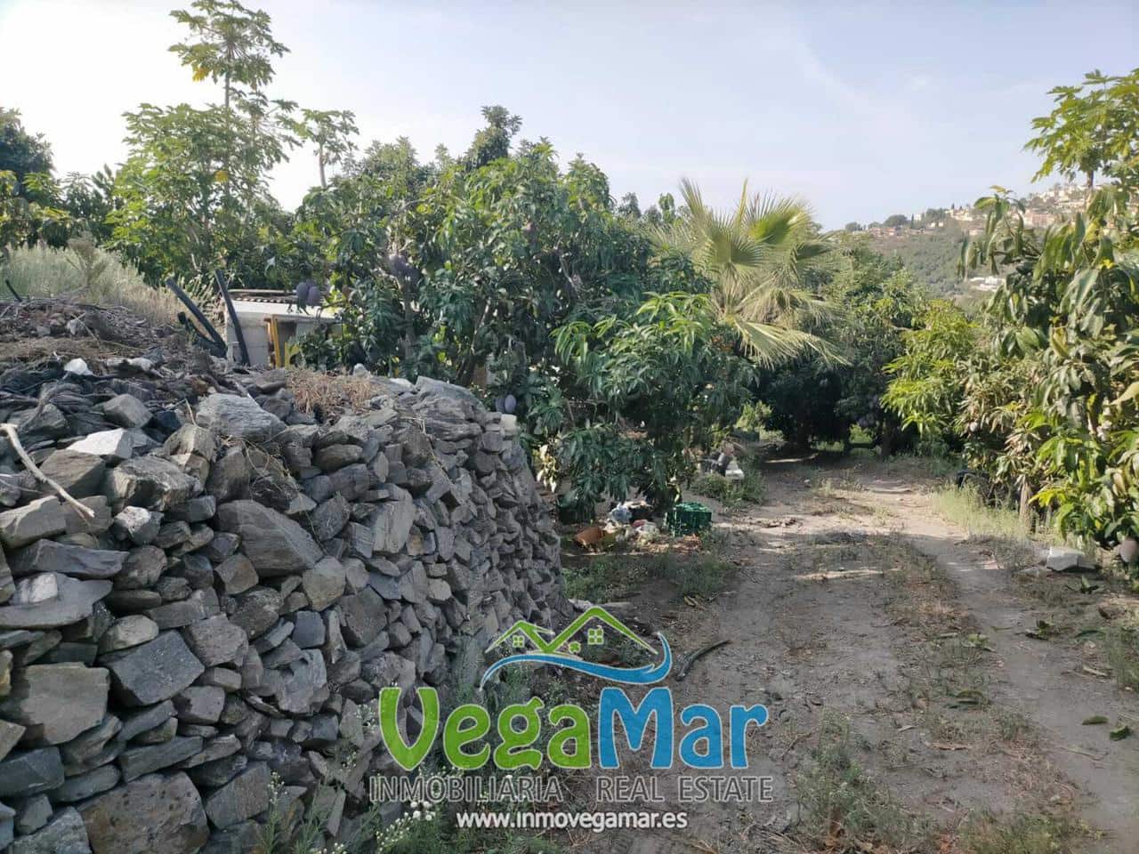 Grunde uden byggetilladelser til salg i Almunecar - € 169.000 (Ref: 8795468)