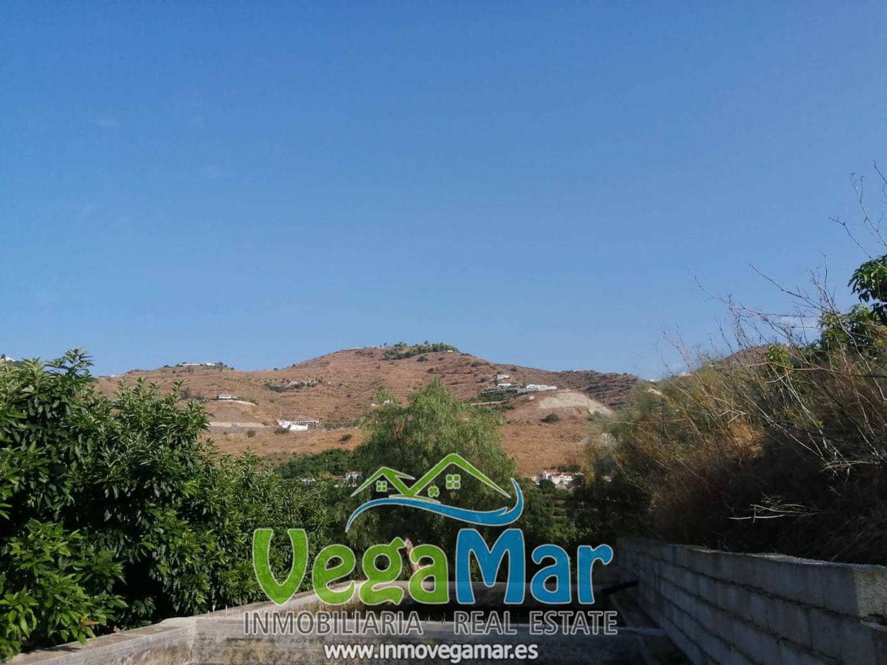 Grunde uden byggetilladelser til salg i Almunecar - € 169.000 (Ref: 8795468)