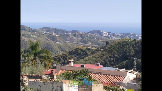 Grunde uden byggetilladelser til salg i La Herradura, Almuñécar - € 60.000 (Ref: 8885633)