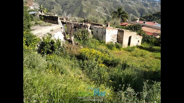 Grunde uden byggetilladelser til salg i La Herradura, Almuñécar - € 60.000 (Ref: 8885633)