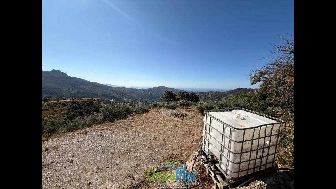 Ubebygd land til salgs i Otivar - € 25 000 (Ref: 8891497)