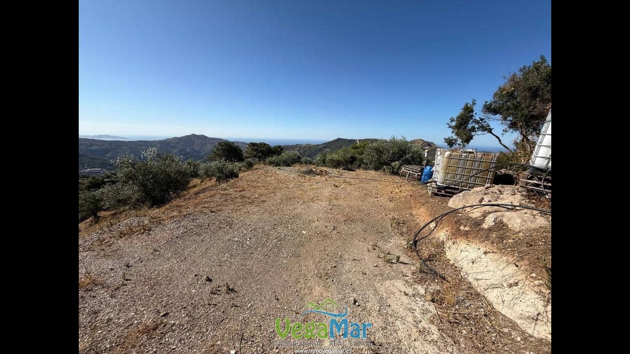 Ubebygd land til salgs i Otivar - € 25 000 (Ref: 8891497)