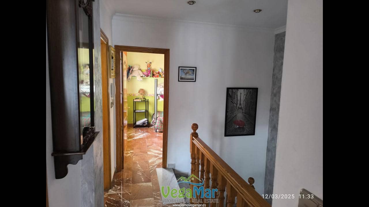 4 soveværelse Villa til salg i Salobrena - € 207.000 (Ref: 8914609)