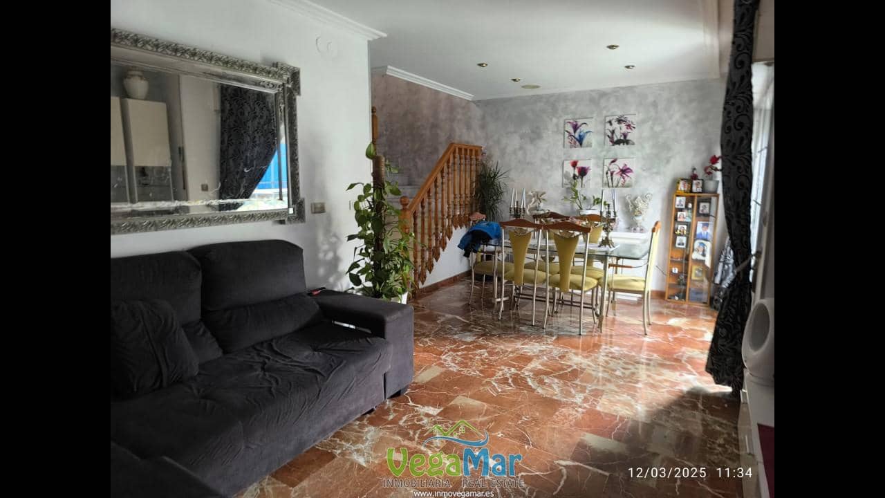 4 soveværelse Villa til salg i Salobrena - € 207.000 (Ref: 8914609)