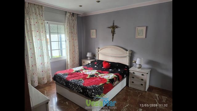 4 Zimmer Villa zu verkaufen in Salobreña - 207.000 € (Ref: 8914609)