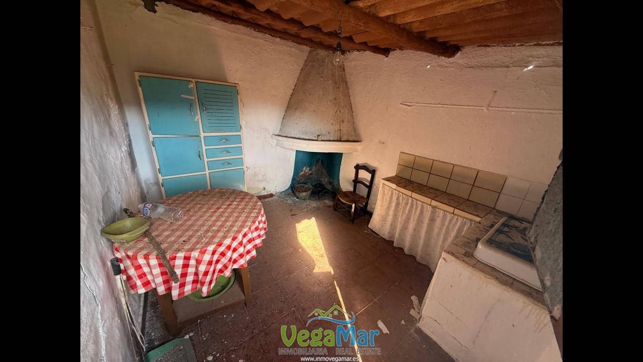 3 soveværelse Finca/Landehus til salg i Almunecar - € 115.000 (Ref: 8925031)