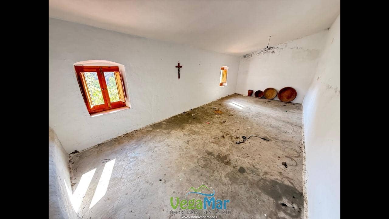 3 soveværelse Finca/Landehus til salg i Almunecar - € 115.000 (Ref: 8925031)