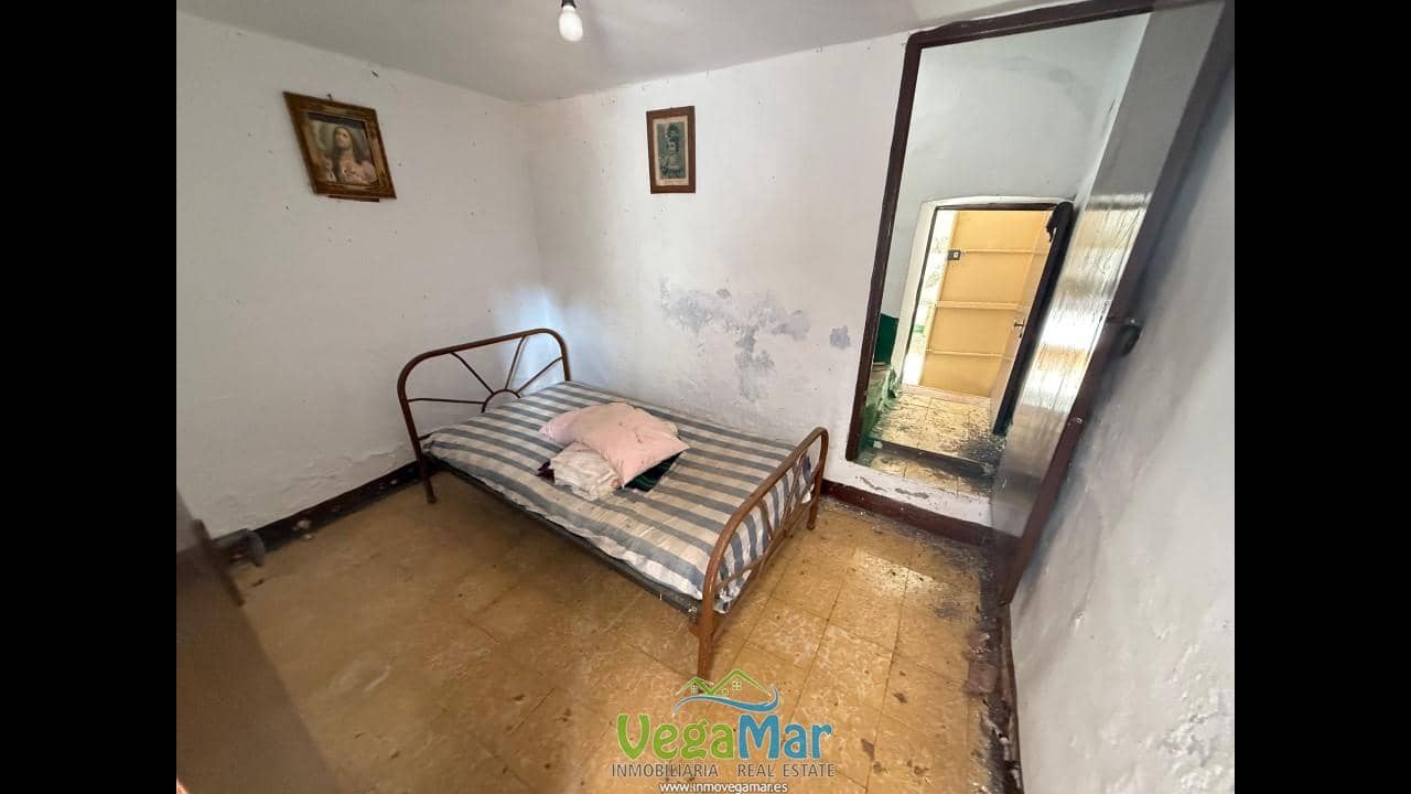 3 soveværelse Finca/Landehus til salg i Almunecar - € 115.000 (Ref: 8925031)