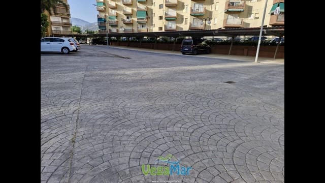 2 chambre Appartement à vendre à Almuñécar avec garage - 395 000 € (Ref: 8945061)