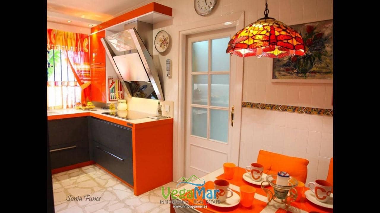 4 soverom Villa til salgs i La Herradura med garasje - € 1 200 000 (Ref: 8945622)