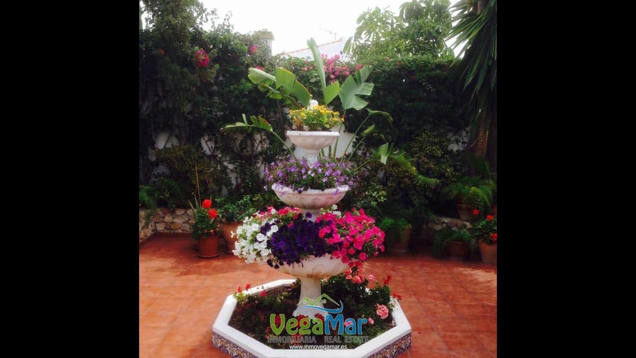 4 soverom Villa til salgs i La Herradura med garasje - € 1 200 000 (Ref: 8945622)