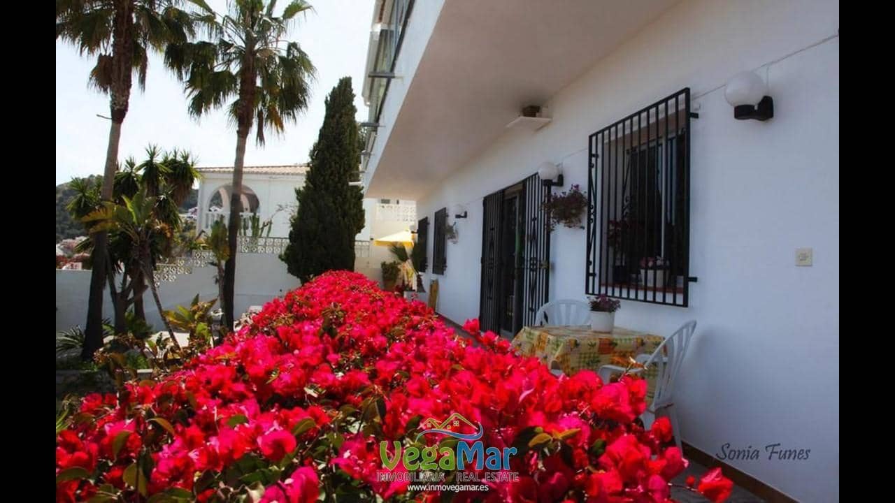 4 soverom Villa til salgs i La Herradura med garasje - € 1 200 000 (Ref: 8945622)