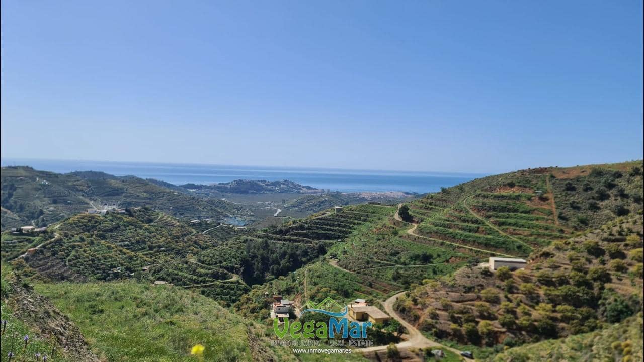 Grunde uden byggetilladelser til salg i Almunecar - € 200.000 (Ref: 8949978)