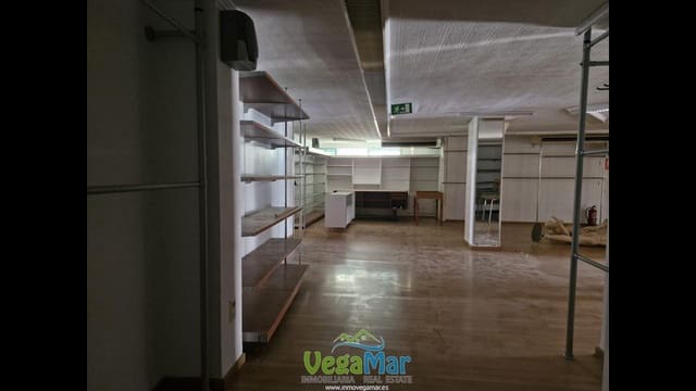 2 soveværelse Virksomhed til salg i La Herradura, Almuñécar - € 492.000 (Ref: 8971558)