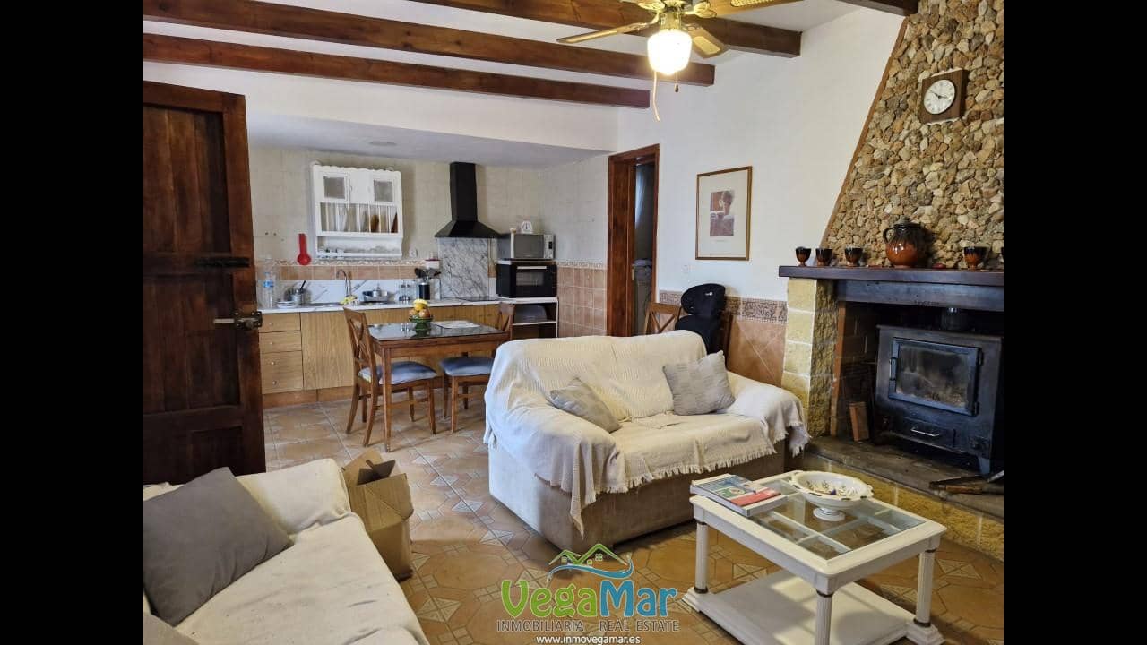 3 soveværelse Villa til salg i Itrabo med swimmingpool garage - € 292.000 (Ref: 8975492)