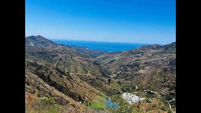 2 bedroom Finca/Country House for sale in Almuñécar - € 178,000 (Ref: 9030510)