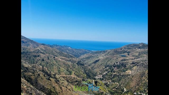 2 bedroom Finca/Country House for sale in Almuñécar - € 178,000 (Ref: 9030510)