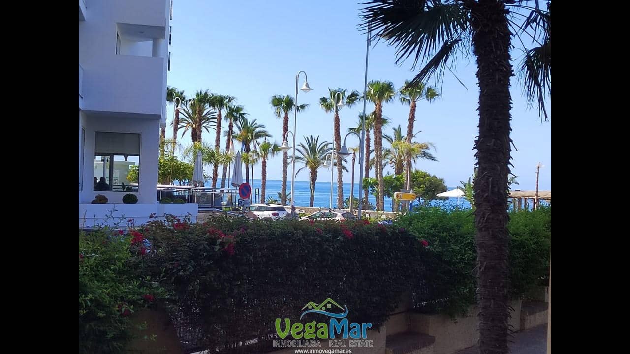 3 soveværelse Lejlighed til leje i Almunecar med garage - € 700 (Ref: 9037483)