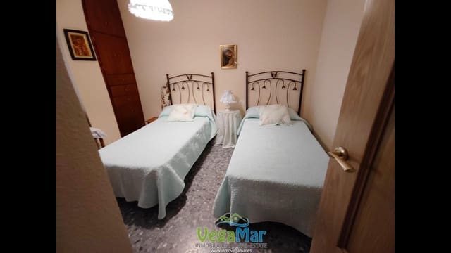 3 Zimmer Wohnung zu vermieten in Almuñécar mit Garage - 700 € (Ref: 9037483)