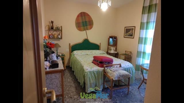 3 Zimmer Wohnung zu vermieten in Almuñécar mit Garage - 700 € (Ref: 9037483)