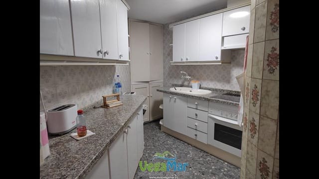 3 Zimmer Wohnung zu vermieten in Almuñécar mit Garage - 700 € (Ref: 9037483)