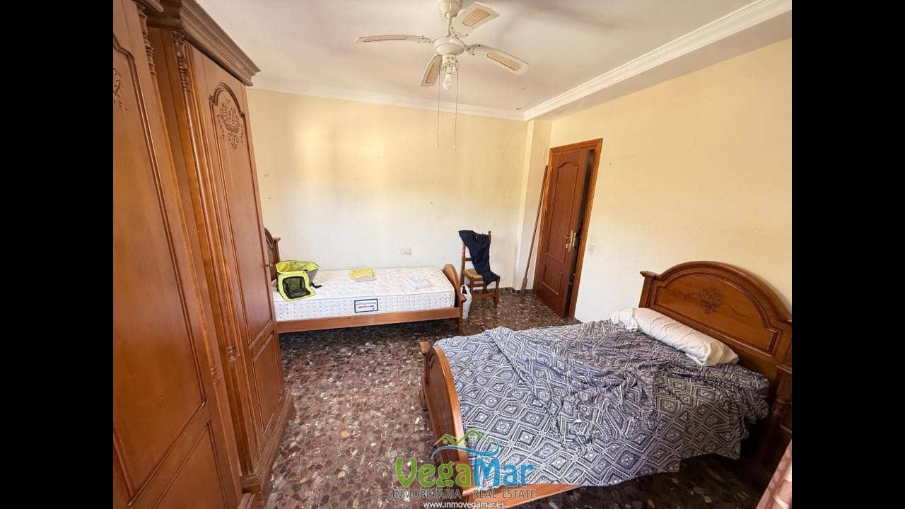 4 soverom Villa til salgs i Otivar - € 190 000 (Ref: 9086535)