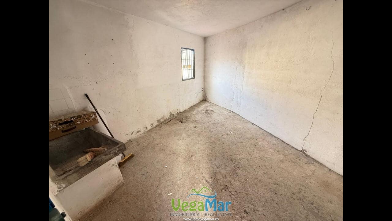 4 soverom Villa til salgs i Otivar - € 190 000 (Ref: 9086535)