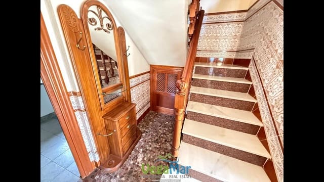 4 sypialnia Willa na sprzedaż w Otívar - 190 000 € (Ref: 9086535)