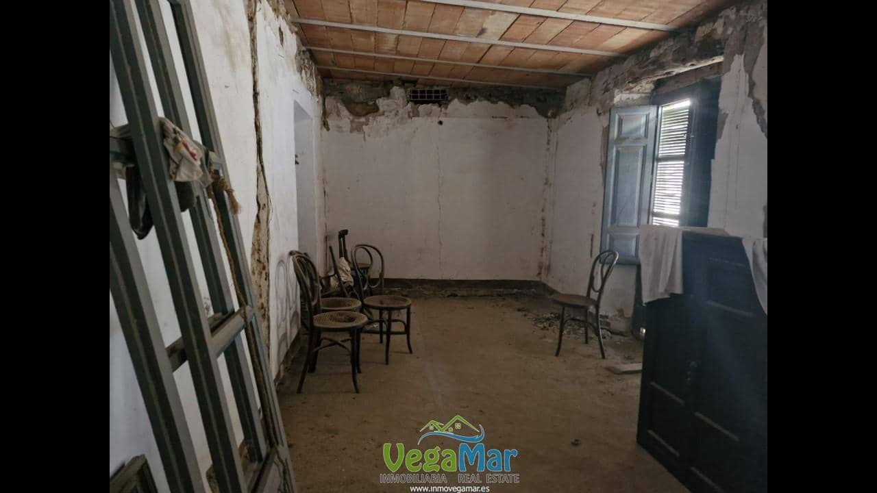 3 soveværelse Villa til salg i Itrabo - € 55.000 (Ref: 9144393)