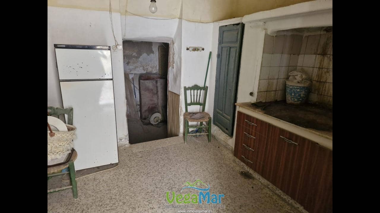 3 soveværelse Villa til salg i Itrabo - € 55.000 (Ref: 9144393)