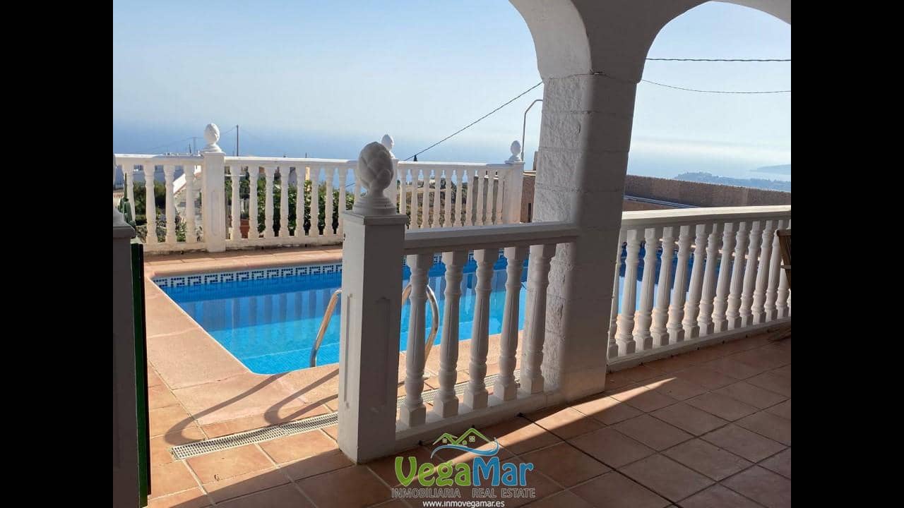 2 bedroom Finca/Country House for sale in Salobrena with pool garage - € 275,000 (Ref: 9144394)