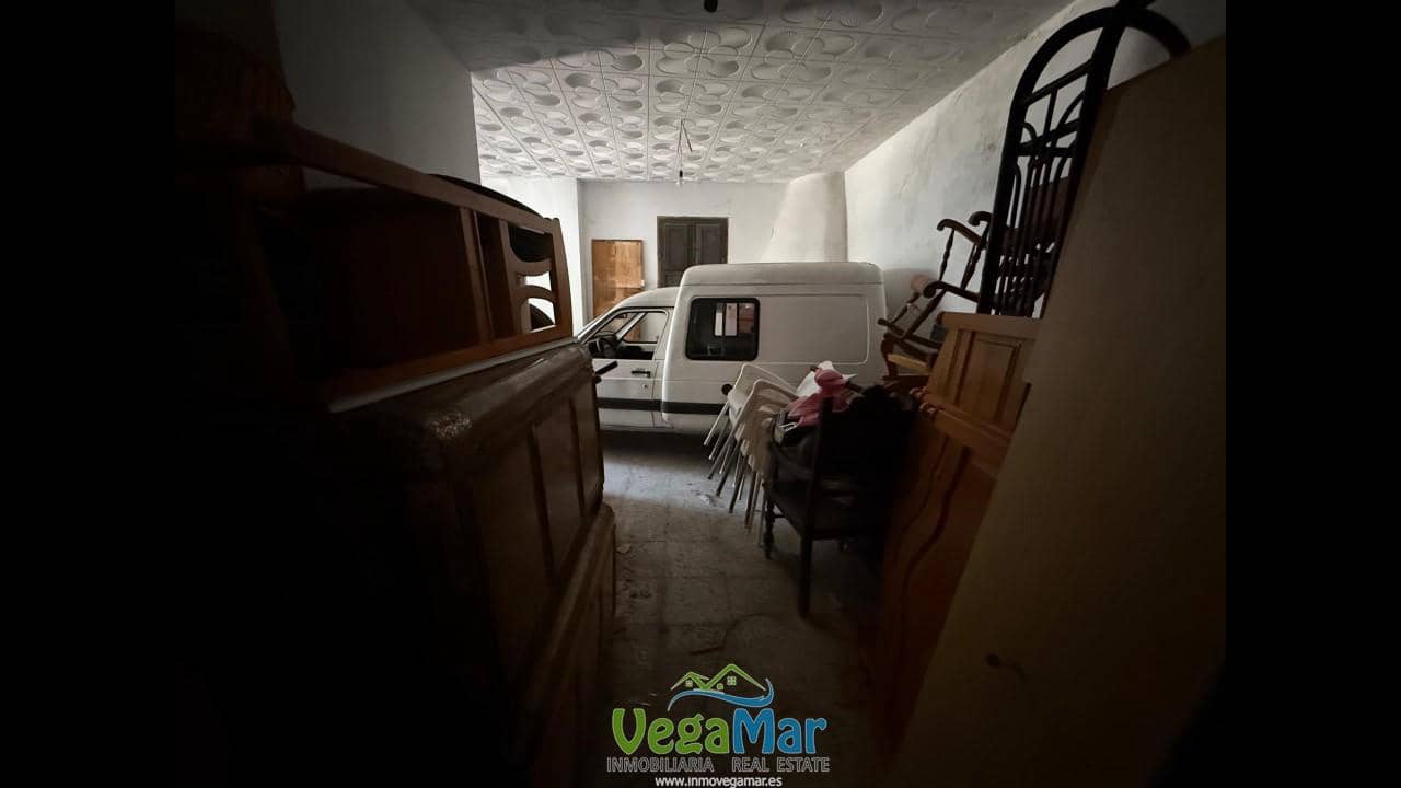 4 soverom Villa til salgs i Itrabo med garasje - € 180 000 (Ref: 9150982)