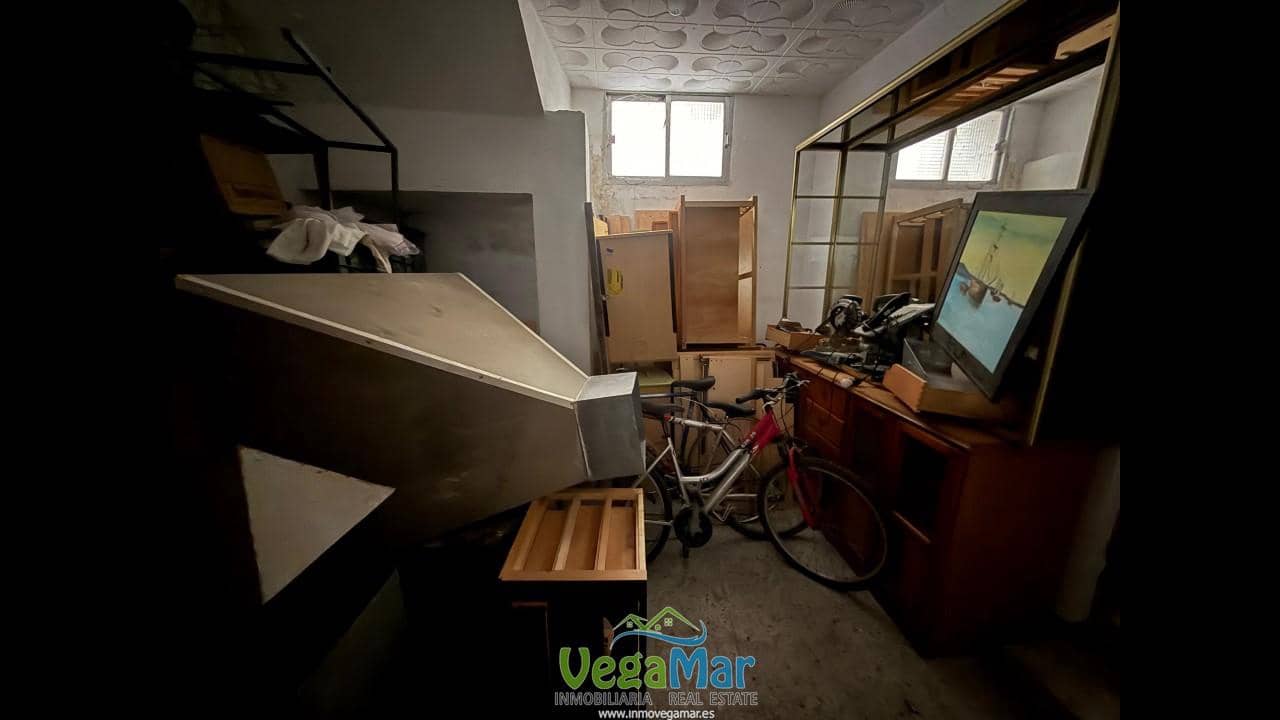 4 soverom Villa til salgs i Itrabo med garasje - € 180 000 (Ref: 9150982)