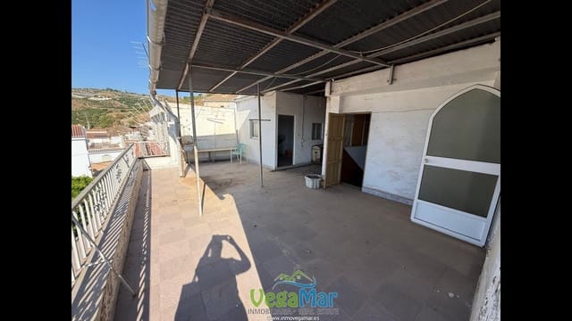 4 soveværelse Villa til salg i Itrabo med garage - € 180.000 (Ref: 9150982)