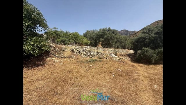 Grunde uden byggetilladelser til salg i Almuñécar - € 80.000 (Ref: 9175576)