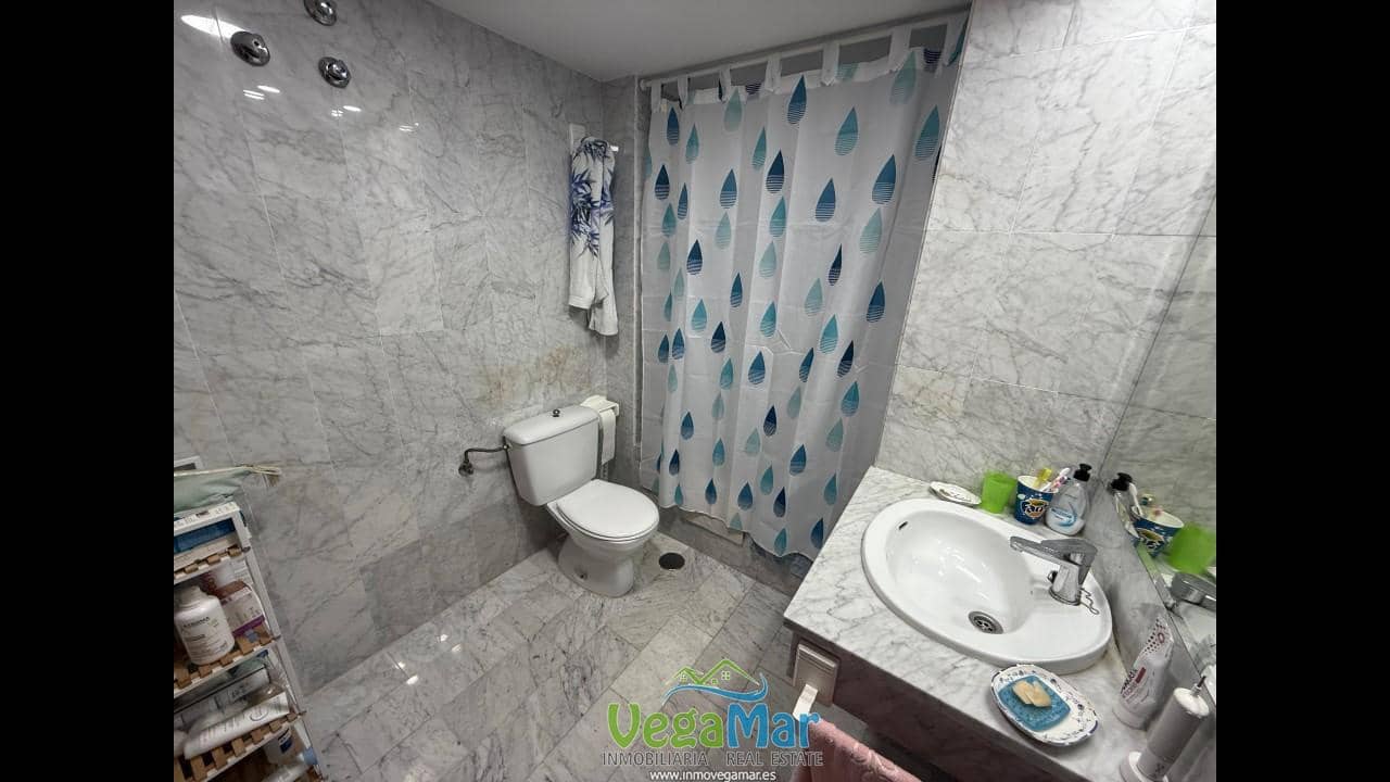 2 soveværelse Lejlighed til leje i Almunecar med garage - € 850 (Ref: 9175748)