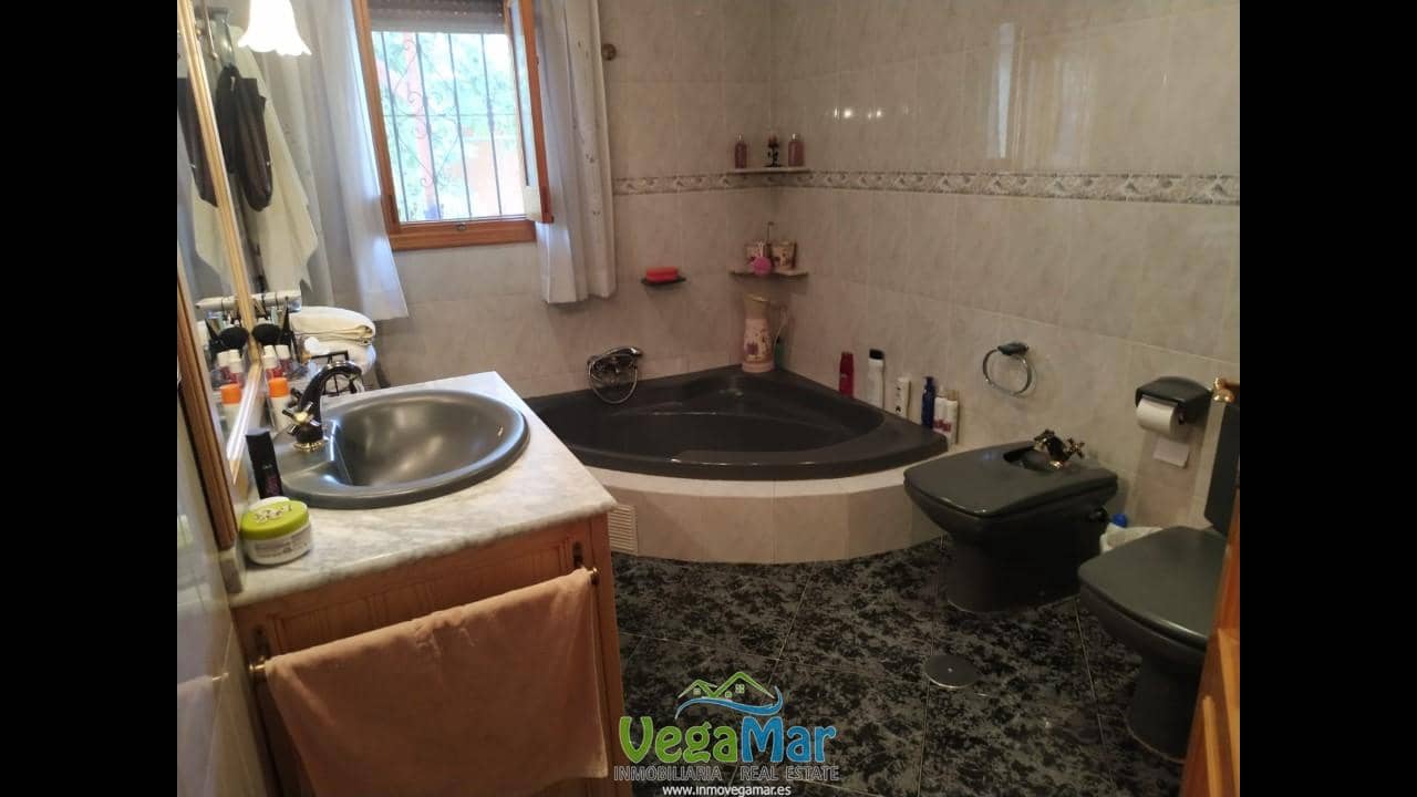 6 chambre Villa/Maison à vendre à Almunecar avec piscine garage - 600 000 € (Ref: 9190383)