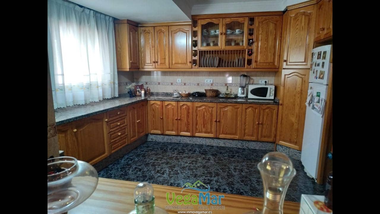 6 chambre Villa/Maison à vendre à Almunecar avec piscine garage - 600 000 € (Ref: 9190383)