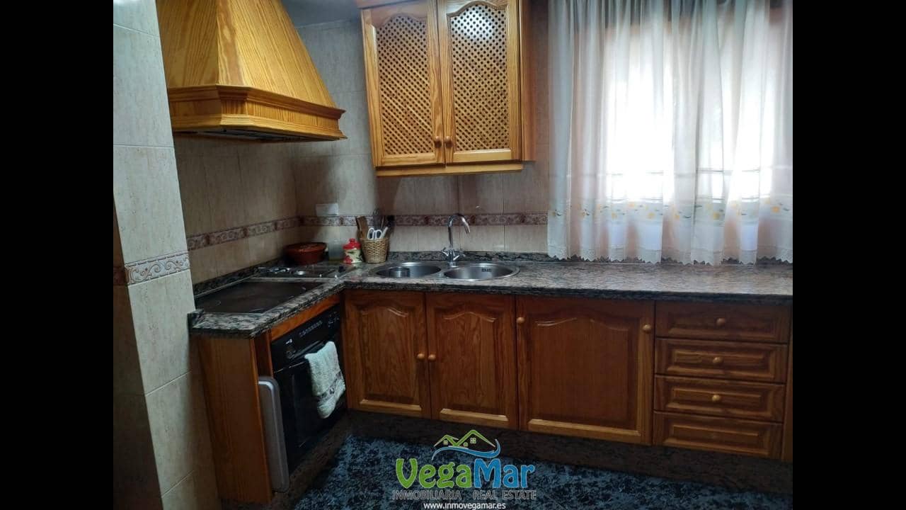 6 chambre Villa/Maison à vendre à Almunecar avec piscine garage - 600 000 € (Ref: 9190383)